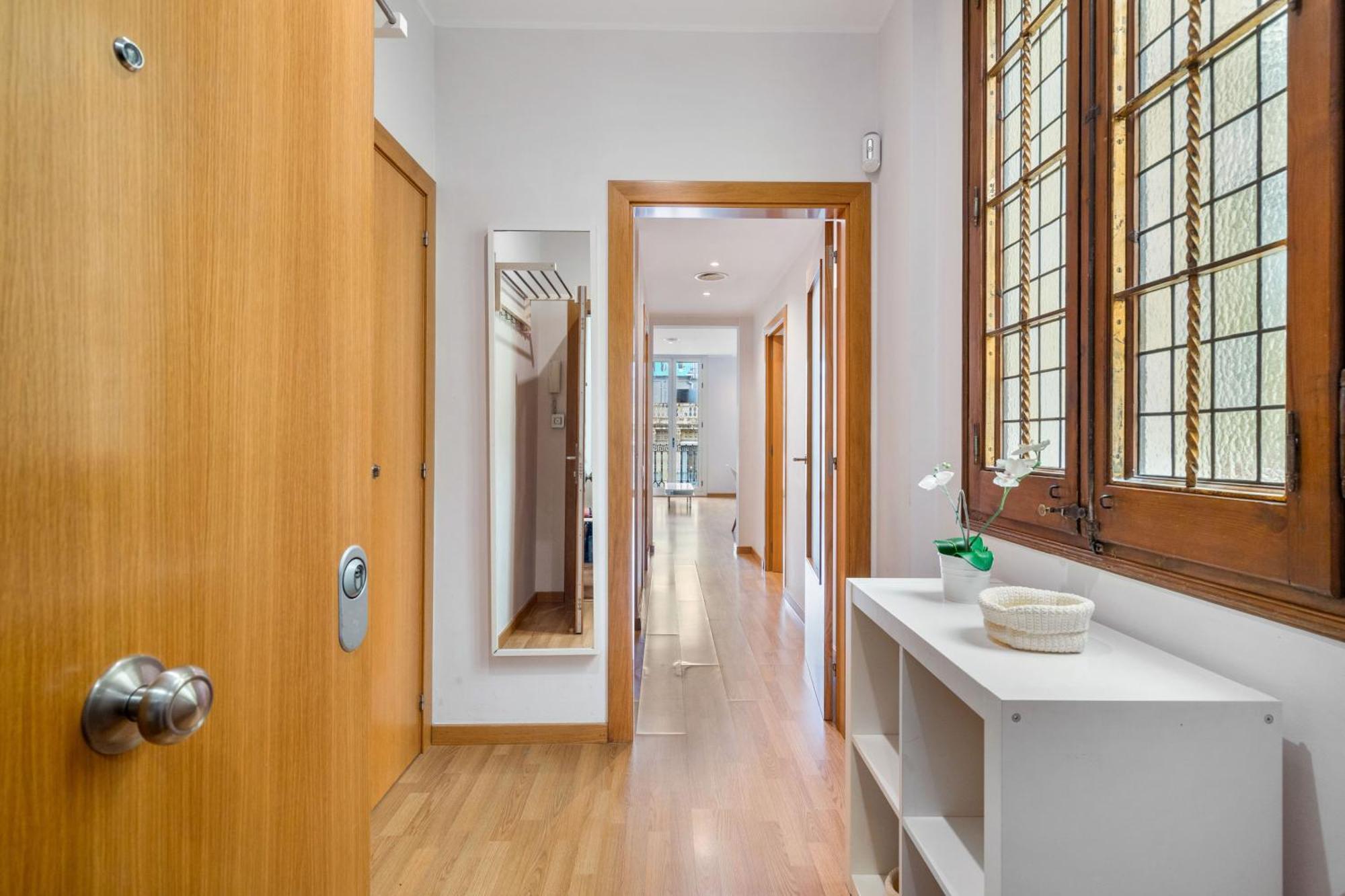 Flateli Pelayo H3 Apartamento *