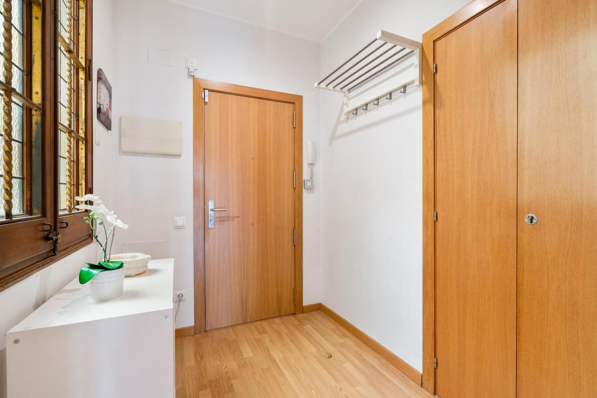 Flateli Pelayo H3 Apartament